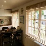 La Tour De Flandre Apartment